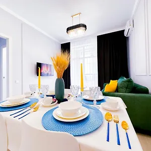 Апартаменты 2 Bedroom New Luxe центр города рядом с шатыр кардиохирургия, Астана